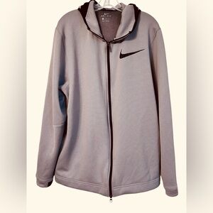 Nike Dri-Fit Therma Flex Showtime basketball hoodie, size XL